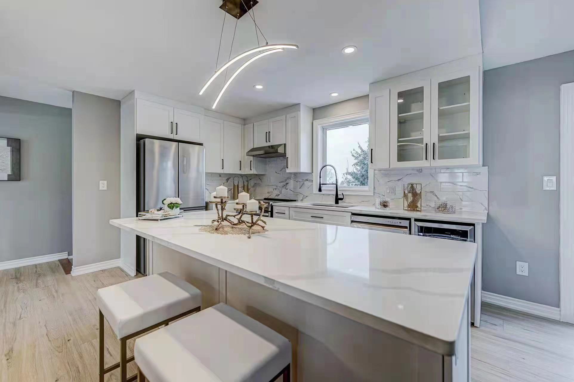 Beautiful Kitchen Modeling-Parahomes Inc.